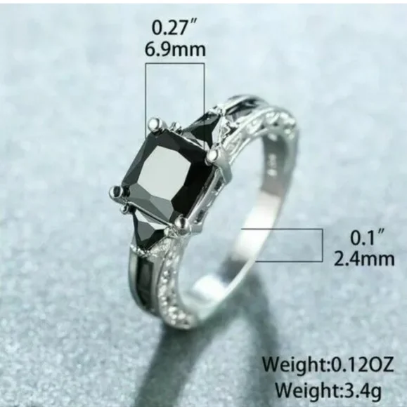 Gorgeous Ring #430 - Picture 3 of 3